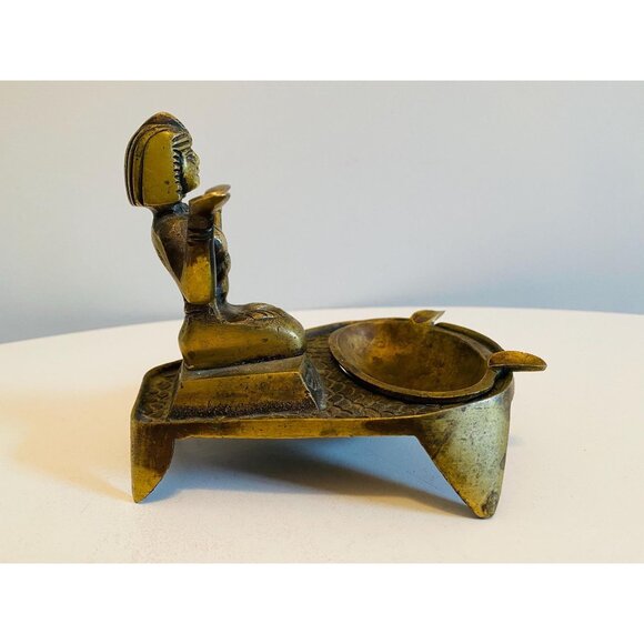 Vintage Brass Egyptian Themed Ashtray, Trinket Dish, Egyptian Goddess Ashtray - Picture 4 of 10